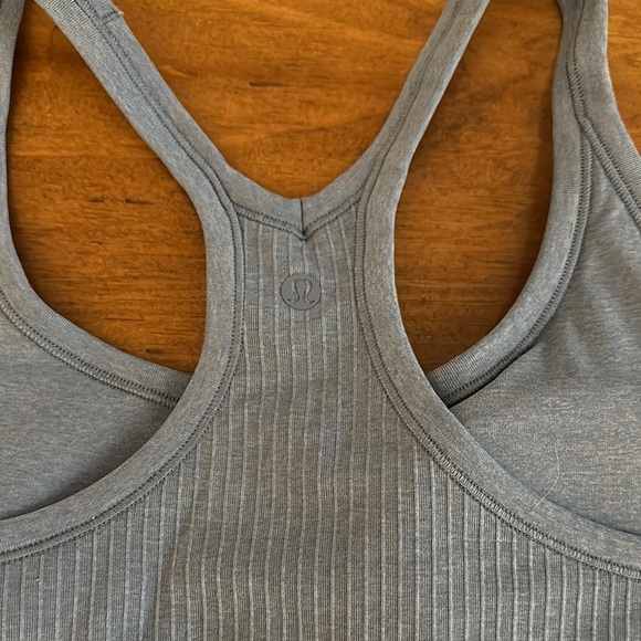 Blue Ribbed Tank Top - Picture 4 of 5